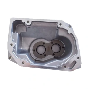 Volkswagen Golf5 6 İleri Şanzıman Üst Kapak (Rulmanlı) 02U301201C