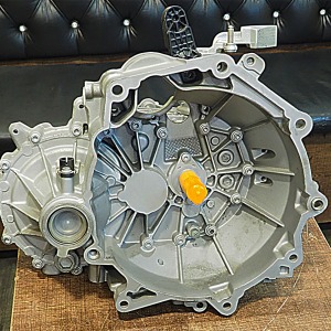 VW Golf Jetta MK5 6 Audi A3 Skoda 5MT MQ200 Şanzıman 0AF 301 230 E